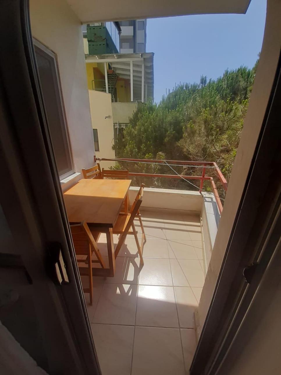 Giorgio's Apartmant On The Sea Durrës